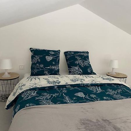Logement Avec Mezzanine Tremblay-en-France Екстериор снимка